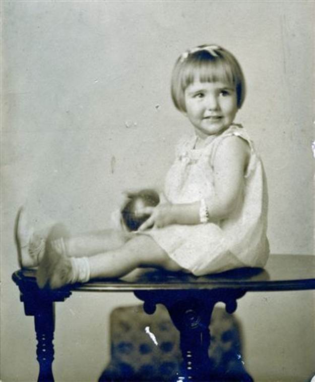 Description: Description: Description: Description: C:\Chip\Media\Web\Web Input\betty\betty35.jpg