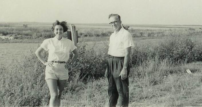 Description: Description: Description: Description: Description: C:\Chip\Media\Web\Web Input\betty\bettyandman54.JPG